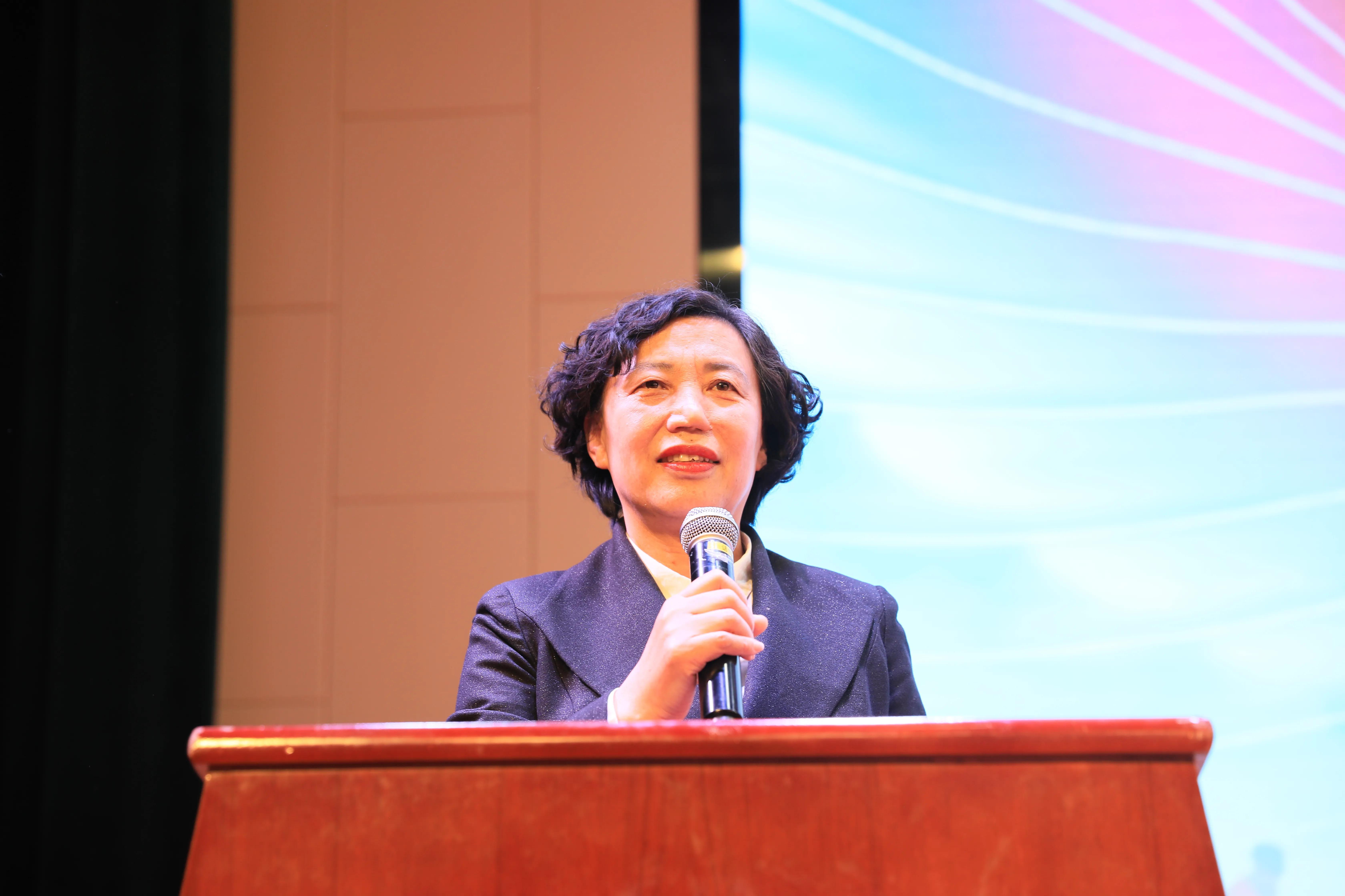丽江电视台科技之光，照亮生活新时代的征程