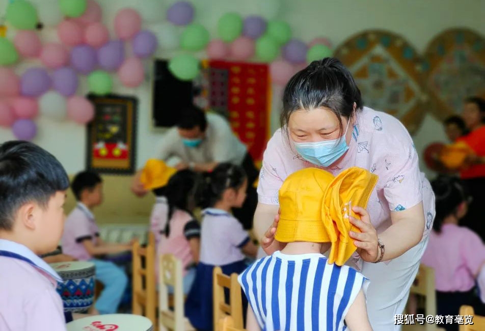 幼师最新自拍，自我表达与职业展示之间的微妙平衡