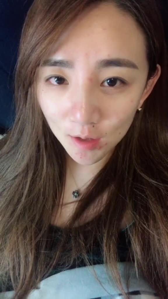 自然美回归时尚舞台，素颜最新潮流